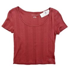 American Eagle Ribbed Crop Baby Tee Size: S Color: Burnt Red Design/Style: Fitted, Cropped Length, Rib Knit, Lightweight, Breathable, Stretch Neckline: Scoop Sleeves: Short Materials: 100% Cotton Measurements (Approximate And Taken Lying Flat) Chest: 13” Length: 17” Condition: New With Tags, Excellent Condition. Red Fitted Scoop Neck Top, Red Casual Scoop Neck Top, Casual Red Scoop Neck Top, Red Ribbed Top For Summer, Red Ribbed Summer Top, Red Ribbed Fitted Crop Top, Stretch Ribbed Red Top, Casual Red Tops With Ribbed Neckline, Fitted Ribbed Red Tops