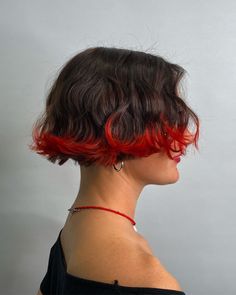 Korean inspired hair, bicolor, red hair tips, hair inspo, short bob, short wavy bob Red Hair Tips, Dipped Hair, Dyed Tips, Hair Dye Tips, Short Red Hair, Dip Dye Hair, Colored Hair Tips, Short Haircuts For Women, Short Wavy Hair