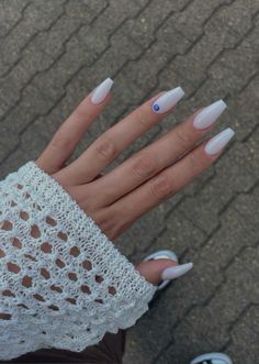 #nails #whitenails #evileye #summernails #ballerina #nailart Evil Nails Designs, Balerina Nokti French, Evil Eye White Nails, Ballerina White Nails, White Nails With Evil Eye, Ballerina Nails Summer, Ballerina Summer Nails, White Evil Eye Nails, Summer Ballerina Nails