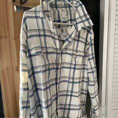 Ever Worn Tag Still On Xl American Eagle White Cotton Flannel Shirt For Spring, White Cotton Long Sleeve Flannel Shirt, White Long Sleeve Cotton Flannel Shirt, White Relaxed Fit Cotton Flannel Shirt, Blue Collared Flannel Top, White Cotton Button-up Flannel Shirt, Casual White Cotton Flannel Shirt, White Casual Flannel Shirt For Spring, White Relaxed Fit Long Sleeve Flannel Shirt