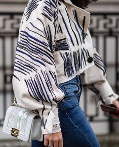 Diy Vetement, Fashion Jeans, Street Chic, White Outfits, Trench Coats