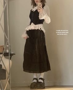 Profile On Instagram, Mode Inspo, Swaggy Outfits, 가을 패션, Mode Vintage, Looks Vintage, A Mirror, Dream Clothes, Grunge Outfits