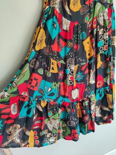 Vintage Funky print tiered silk skirt by Carole Little.   Size 14 Multicolor Tiered Flowy Maxi Skirt, Multicolor Flowy Tiered Maxi Skirt, Summer Flowy Skirt With Abstract Print, Vintage Tiered Skirt For The Beach, Patterned Tiered Summer Skirt, Multicolor Lined Tiered Maxi Skirt, Summer Tiered Printed Maxi Skirt, Multicolor Tiered Maxi Skirt With Lining, Patterned Printed Flowy Skirt