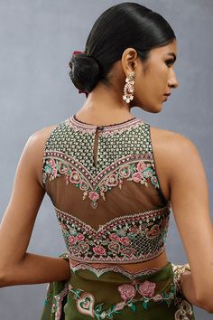 The dil saaz raha blouse is a stylish addition to any wardrobe. Crafted in butterfly net and cotton silk and adorned in fine embroidery, this multi color blouse piece brings a feminine touch to the sari. Chikan Embroidery, Butterfly Net, Fine Embroidery, Traditional Blouse Designs, Celebrity Closet, Personal Shopping Service, Jacket Cape, Color Blouse, Multi Color Blouse