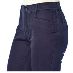 New Gap Womens Twilight Blue Cotton Casual Comfort Stretch Skinny Leg Pants Sz 6 Gap Stretch Straight Leg Pants, Gap Full Length Pants For Workwear, Gap High Rise Bottoms For Workwear, Gap High Rise Workwear Bottoms, Denim Blue Straight Leg Bottoms With Elastane, Straight Leg Denim Blue Elastane Bottoms, Fitted Straight Leg Washed Blue Pants, High Waist Blue Capris With Pockets, Blue High-waist Capris With Pockets