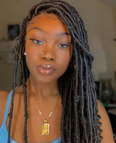 Natural Beat, Blonde Aesthetic, Faux Locs Hairstyles, Box Braids Hairstyles For Black Women, Braids Hairstyles Pictures, Pelo Afro, Fake Hair, Aesthetic Ideas