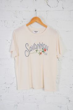 New – Red Clover Double Zero, Savannah Ga, Basic Tee, Savannah, Cream Color, Round Neckline