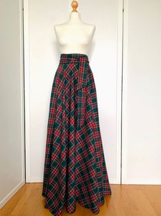 Winter plaid maxi skirt Long tartan woman skirt Green tartan maxi skirt Green plaid maxi skirt Green maxi skirt with pockets Green long skirt Green long plaid skirt Long woman skirt Maxi Skirt Olive skirt Fabric : wool blend ( 65% wool, , 35% poliester) The skirt has two pockets. The skirt has a removable belt. The skirt has a zipper. Full standart length (from waist to hem) - 43'' / 110 cm . I can customize this skirt in every size and length free of charge, just send me measurements. Also avai Plaid Skirt With Pockets, Pleated Long Plaid Skirt, Relaxed Full Plaid Skirt, Long Plaid Pleated Skirt, Plaid Skirt Long, Long Green Skirt, Plaid Maxi Skirt, Plaid Clothing, Maxi Skirt With Pockets