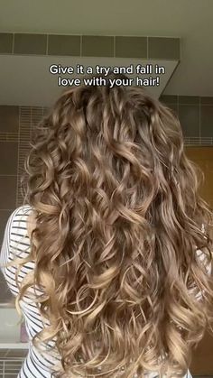 Hair Work Styles, Curly Wash Day, Curly Hair Work Styles, Curly Hair Techniques, Curly Bridal Hair, Wash Day Routine, Hug Quotes, Day Routine, Curly Hair Tutorial