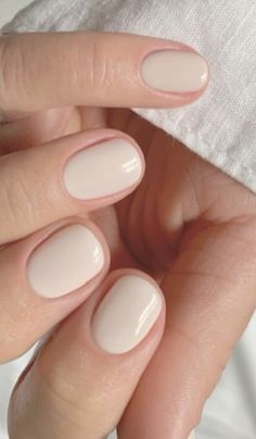 Natural Nails Manicure, Hello Nails, Subtle Nails, Minimal Nails, Casual Nails, Neutral Nails, Elegant Nails, Classy Nails, Chic Nails