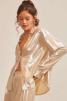 Silky satin pants are cut with neat pleats and handy pockets for a look that's easy to style up or down. • Front Zipper/Buttons• Pleated Details• Side Pockets• Belt Loops• Wide Leg Metallic Trousers, Night Set, Casual Blouse Shirts, Satin Trousers, Button Down Shirt Dress, Crop Blazer, Metallic Dress, Long Sleeve Shirt Dress, Bag Dress