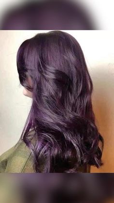 Hair Coloring Shampoo, Hair Color Plum, Plum Hair, Violet Hair, Dyed Hair Inspiration, Hair Color Shampoo, Herbal Hair, Pretty Hair Color