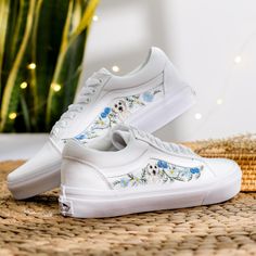 Price includes: Shoes + Embroidery as shown Wedding Vans/Custom Vans Shoes/Custom Sneakers/Embroidered Vans Blue Chrysanthemum/Custom Vans Slip On/Custom Wedding Shoes/Gift For Her I was born and raised in a family with a long embroidery tradition in a small village. My family mainly embroideries traditional clothes. I want them to be different, I put that art into everyday use: shoes, t-shirts, jeans, backpacks, ... In addition to the embroidery patterns that I have posted, I am happy to receive your own custom-made embroidery patterns and for a very small fee of $ 10-50 (depending on the difficulty of the embroidery pattern) Any questions you can message me directly via Etsy Thanks for visiting my little store :) Custom White Wedding Vans, Vans Embroidery, Custom Vans Slip On, Blue Chrysanthemum, Wedding Vans, Embroidered Vans, Embroidery Dog, Shoes Embroidery, Vans Custom