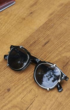 las gafas de sol Retro Eyeglasses, Ray Ban Men, Best Watches, Ray Ban Glasses, Handbags Luxury, Affordable Watches, Model Street Style, Milan Fashion Weeks, Street Style Paris