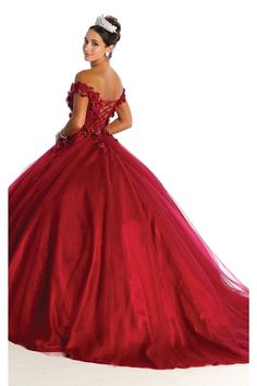 Dance with confidence and twirl freely at your quince with this princess ball gown. Features: Embellishment on embroidered floral bodice and upper back, soft cup padded inserts, shawl, corset lace up back w/ zipper underneath, off the shoulder, lined from waist down, train. Fabric: Mesh. Perfect as a quinceanera dress or plus size pageant gown. 2 4 6 8 10 12 14 16 18 20 BUST 32 33 34 36 38 40 43 46 48 50 WAIST 24 25 26 28 30 32 35 38 40 42 HIP 36 37 38 40 42 44 47 50 52 54 Prom Ballgown, Shoulder Applique, Train Fabric, Color Borgoña, Pageant Gown, May Queen, Dresses Quinceanera, Princess Ball Gowns, Quinceanera Dress