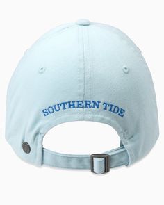 Our most popular Skipjack hat features our embroidered Skipjack logo on the front while the back includes blue "Southern Tide" embroidery and adjustable strap allowing for comfortable wear. Style: 1960 100% Cotton Twill Full color Skipjack embroidery on front Blue "SOUTHERN TIDE" embroidery and metal Skipjack rivet on back Adjustable strap with branded buckle for comfortable wear Preppy Boys Outfits, Fall Tailgating, Womens Khaki Shorts, Haint Blue, Southern Tshirts, Preppy Boys, Khaki Shorts Men, Business Casual Shirts, Southern Shirts