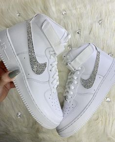 Men's Custom Swarovski Crystal Nike Air Force One High Top White Kicks Bling Nike Shoes, All White Sneakers, Boty Nike, Nike Air Force One, White Kicks, Photographie Portrait Inspiration, Youth Shoes, Air Force One, Cute Nike Shoes