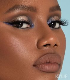 Navy Eye Makeup, Navy Blue Makeup, Navy Makeup, Prom Makeup For Brown Eyes, Prom Eyes, Blue Eyeshadow Looks, Maquillage On Fleek, Gold Makeup Looks, Blue Makeup Looks