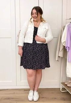 Plus Size Fashion For Women 2023, Big Size Outfit Ideas, Diana Dares, Aesthetic Outfits Plus Size, Plus Zise, Big Women Fashion, Outfits Curvy, Chubby Fashion, Plus Size Summer Outfit