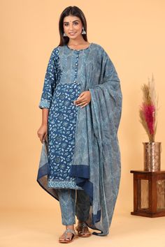 3 Piece Set Fabric-Cotton Color-Blue Work-Floral print & lace detailing Kurta Detailing-Straight cut calf length kurta Bottom-Straight Pants Sleeves-3/4th Sleeves Neck-Round Neck Occasion-Festive wear Washing care-Machine wash Kurti Dupatta Set, Floral Print Suit, Peruvian Sweaters, Kurti Dupatta, Ethnic Kurti, Readymade Salwar Kameez, Salwar Dress, Kurtis With Pants, Dupatta Set