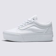 Bringing New Heights to Our Iconic Sidestripe ShoeThe Old Skool Stackform refreshes our iconic Sidestripe silhouette with an even chunkier take on the platform aesthetic. Constructed with an exaggerated sidewall for double the height, this platform shoe elevates a classic favorite while bringing a new “Off The Wall” style to your look. Iconic Sidestripe™ shoe 34 mm platform height Sturdy canvas uppers Lace-up closure Supportive padded collars Signature rubber waffle outsoles | Vans Old Skool Sta Platform Aesthetic, Platforms Aesthetic, Old Skool Stackform, Wall Style, Platform Shoe, White Shoe, The Platform, Vans Old Skool, Side Stripe