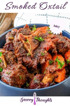 Smoked Oxtail Savoury Rice, Oxtail Recipe, Baked Turkey Wings, Vegan Thanksgiving Dinner, Easy Cheap Dinner Recipes, Oxtail Recipes, Haitian Food Recipes, Main Course Recipes, Cooking Wine