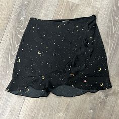 Victoria + Sophia Mini Skirt - Moon And Star Design - Size Small - Mini Skirt Whimsigoth Skirt, Fashion Definition, Moon And Star Design, Sophia Black, Real Fashion, Vintage Skirts, Moon And Star, Closet Ideas, Star Design