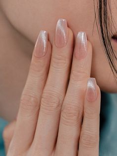 Elegant Touch Nails, Minimal Nails Art, Wow Nails, Beauty Nails Design, Minimal Nails, Casual Nails, Cat Eye Nails, Cute Gel Nails, Minimalist Nails