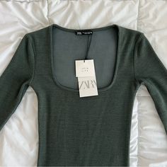 Zara Green Bodycon Mini Dress -Size Small. Perfect For Fall Green Bodycon Dress, Bodycon Mini Dress, Zara Dresses, Bodycon Dress, Zara, Mini Dress, Size Small, Womens Dresses, Green