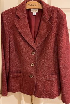 Talbots vintage blazer in very good used condition. Shoulder to shoulder: 16.5 inches. Armpit to armpit: 19 inches. Armpit to bottom: 14.5 inches. Sleeve: 23 inches. Marked size 6. Can easily fit size 8 also. Vintage Career Outerwear, Vintage Tweed Long Sleeve Jacket, Tailored Vintage Career Outerwear, Vintage Tailored Career Outerwear, Vintage Wool Blazer, Womens Jackets, Women Jacket, Vintage Blazer, Vintage Women