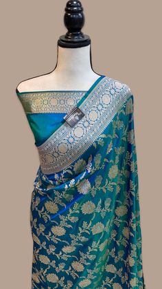 Banaras Katan Silk Saree Blouse Designs, Banaras Katan Silk Saree, Banarasi Saree Look For Wedding, Katan Silk Saree Banarasi, Latest Banarasi Silk Sarees, Benaras Sarees, Banaras Silk Saree, Pure Banarasi Silk Sarees, Classic Saree