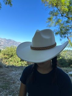 New Fall Colors Premium Quality! Best Seller! Vegan Cattlemen Cowboy hat With Suede Belt  Structured brim Crown size: 57 cm. Adjustable inner drawstring 65% polyester,35% polyester How to Clean a Hat **Cleaning Fur Felt Hats & Wool Hats Learning how to clean felt hats and wool hats is an important aspect of keeping your most expensive hats in tip-top shape. You'll need a soft bristle brush and, in more extreme cases, a steam cleaner and powdered cleaners. -To clean a fur felt hat or wool hat, br Western White Hat With Curved Brim, White Western Hat With Short Brim, Ranch Style Flat Brim Sun Hat, Country Style Flat Bill Hats For Rodeo, White Country Style Hat With Flat Brim, One Size Fits Most Sun Hat With Curved Brim, White Straw Hat With Short Brim For Ranch, Western White Sun Hat With Short Brim, Western Style White Sun Hat With Short Brim