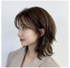 Chahong Hair Short, Chahong Hair Medium, Layer Short Haircut Mid Length, Edgy Short Hair, Wolf Cut