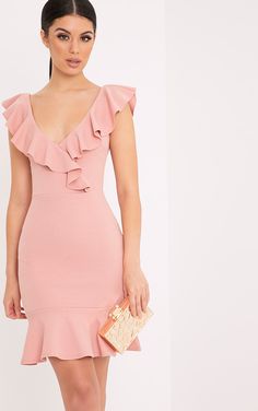 Tight Frock Design, Body Con Dress Outfit, Frock Fashion, Casual Day Dresses, Dreamy Dress, Frock Design, Classy Dress, Sewing Dresses