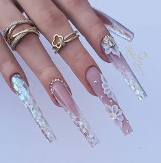 White Acrylic Nails, Glow Nails, Acrylic Nails Coffin Pink, Unique Acrylic Nails, Bling Acrylic Nails, Uñas Acrilicas, Pink Acrylic Nails