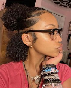 Natural Braided Hairstyles, Natural Hair Short Cuts, Protective Hairstyles For Natural Hair, Feed In Braids Hairstyles, Pelo Afro, Protective Hairstyles Braids, Curly Hair Styles Easy, Natural Curls Hairstyles