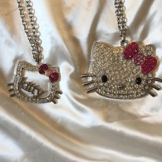 Hello Kitty Neckalaces Two! Hello Kitty Necklaces Long Chain Nwt From A Boutique In Houston Personal Written Note Ready To Ship! Fast Shipping! Discounted Shipping! Bundle Items And Save 5% Off 3+ Items Streamer Outfits, Zoe Core, Nelson Neumann, Jewelry Hello Kitty, Eiffel Tower Necklace, Hello Kitty Necklace, Stick Poke Tattoo, Hello Kitty Shop, Necklaces Long