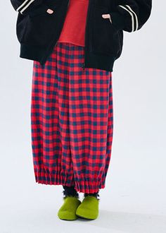 Loose Red Plaid Patchwork Pockets Elastic Waist Lantern Crop Pants FallFabric: Cotton BlendedSize & Fit: This garment fits true to size.Length: Size S measures 33.345"from waist to hem.Waist:Fitted - elastic waist allows stretch Hip: Loosely Fitted. room for hips. Hand Wash Cold. Patchwork Harem Pants For Fall, Red Patchwork Bottoms For Fall, Red Patchwork Bottoms For Spring, Red Cotton Harem Pants For Fall, Casual Red Harem Pants For Fall, Fall Plaid Patchwork Bottoms, Red Full-length Cotton Harem Pants, Red Cotton Full-length Harem Pants, Full Length Red Cotton Harem Pants