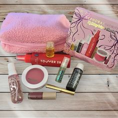 Questions? Leave A Comment Below! Sephora Kits, Sephora Stuff, Sephora Kids, Holiday Must Haves, Sephora Holiday, 22 Birthday, Popular Makeup, Makeup Sephora, Preppy Inspiration