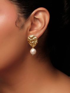 Buy Gold Plated White Handcrafted Brass Pearl Earrings | EE-24A24/EVT2