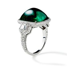 Sculptural Ring, Colombian Emerald Ring, Faberge Jewelry, Columbian Emeralds, David Webb, Diamond Alternatives, Colombian Emeralds, Cabochon Ring, Three Stone Rings