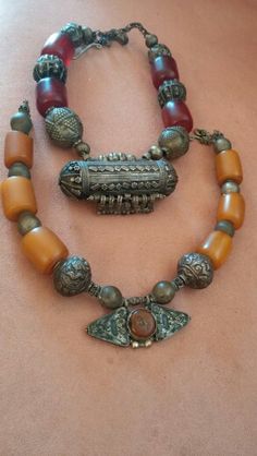 Antique yemen necklaces - silver and amber. Tsafi Gome's private collection. Fortnite Oblivion, Karl Franz, Skull Wings, Iron Warriors, B And B, Adeptus Astartes, Handmade Statue, Fantasy Worlds, Tibetan Jewelry