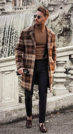 Grwm Men, Winter Dressing For Men, European Fashion Men, Classy Christmas Outfit, European Fashion Winter, Dapper Day Outfits, Christmas Outfit Men, Gentleman Fashion, Italian Mens Fashion