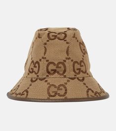 GG Supreme Canvas Bucket Hat in Brown - Gucci | Mytheresa Gucci Bucket Hat, Bucket Hat Fits, Italian Luxury Brands, Gucci Hat, Gucci Fashion, Gucci Accessories, Italian Luxury, Canvas Leather, Hat Sizes