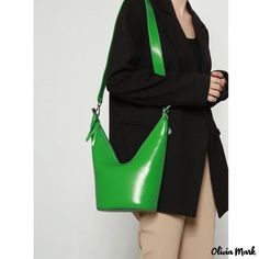 Olivia Mark - Design sense chain bag bag bucket bag crossbody women's bag spring and summer new tide handheld fashion shoulder bag Styles Women, Street Trends, Chain Bag, Bag Bag, Save The Planet, Chain Bags, Olivia Mark, Shoulder Bag Women, Women's Bag