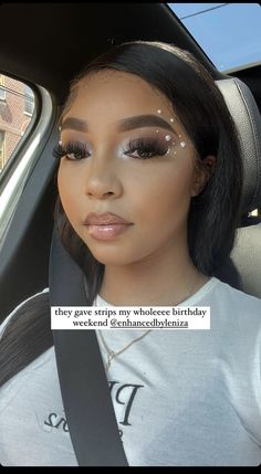 Prom Makeup Black, Prom Eyeshadow, Simple Prom Makeup, Prom Eyes, Concert Makeup, Natural Prom Makeup