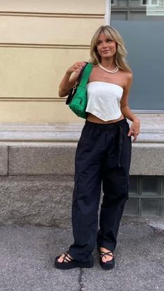 Boca Raton Outfits, Summer 2023 Trends, Streetwear Fashion Y2k, Quoi Porter, Fashion Y2k, Y2k Clothes, Street Style Summer, Close To Home