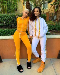 Game Lounge, Bestie Outfits, Matching Outfits Best Friend, Squad Outfits, Best Friend Outfits, Lounge Outfit, Pin Up Dresses, Bestie Goals, Friend Outfits