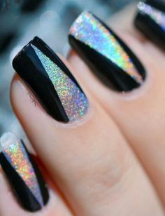 Triangle Nail Art, Triangle Nails, New Years Eve Nails, Holo Nails, New Year's Nails, Beautiful Nail Art, Gel Nail Art