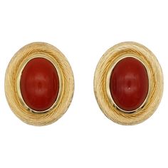 Christian Dior Vintage 1980s Large Red Oval Pearl Modernist Clip Earrings, Gold Tone Very good condition. Vintage and rare to find. 100% Genuine. Light scratches or colour loss, barely noticeable. A very beautiful pair of clip on earrings by Chr. DIOR, signed at the back. Size: 3.0*2.7 cm. Weight: 14.0 g/each. _ _ _ Great for everyday wear. Come with velvet pouch and beautiful package. Makes the perfect gift for Teens, Sisters, Friends, Girlfriends, Birthdays, Anniversaries, Mother’s Day, Valentine’s Day, Christmas and many more. With exquisite fine detail, these fashion jewellery are ideal for a glamorous look. Ideal for a splendid gift or an eye-catching jewellery for your everyday outfit. Also don't forget to look through my other listings, I have so many more beautiful jewellery waitin Dior Vintage, Gold Clips, Velvet Pouch, Vintage Clip, Everyday Outfit, Clip Earrings, Fashion Jewellery, Vintage Jewellery, San Valentino